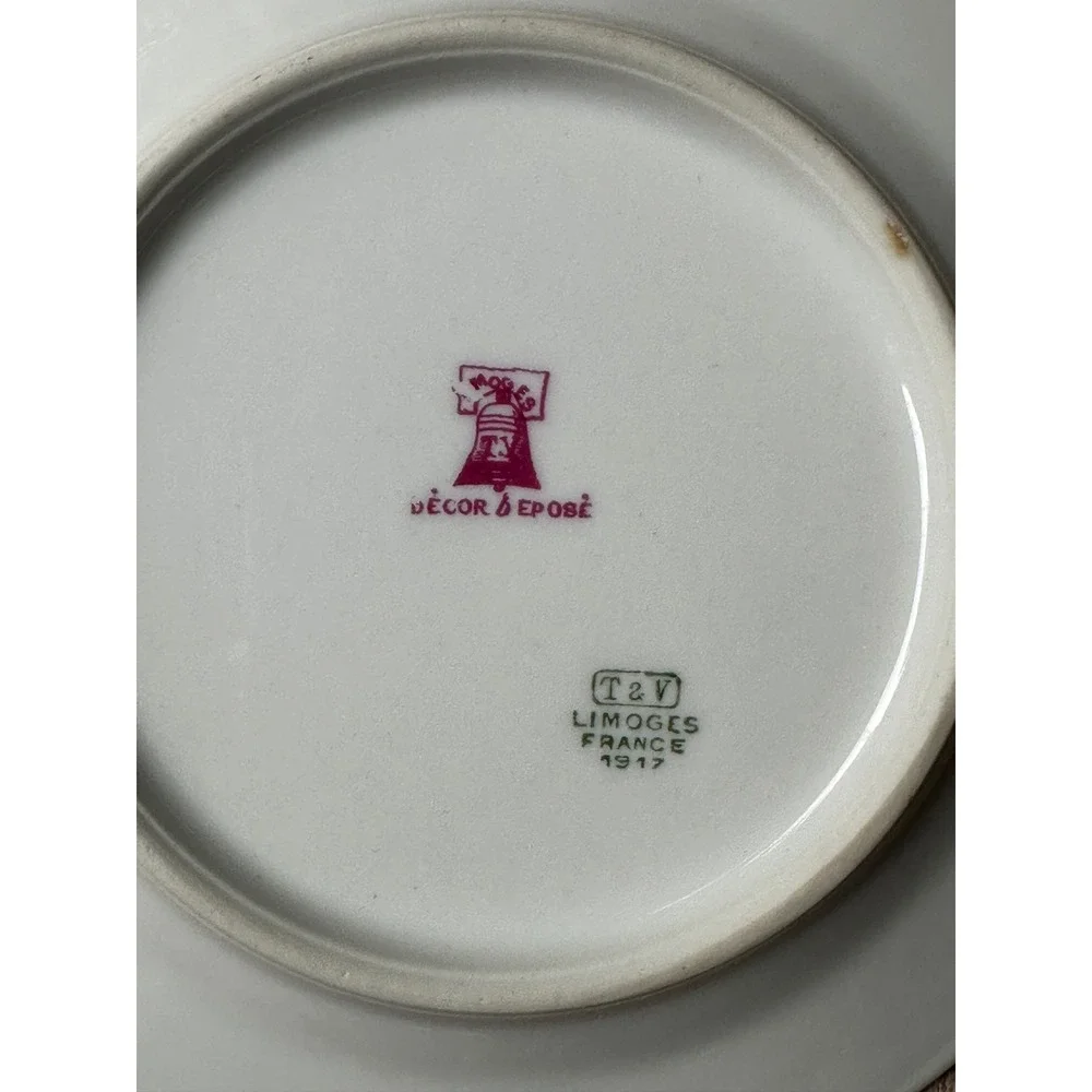 T&V Limoges France Antique Porcelain Dessert Plate Art Nouveau Roses 1917 6.25